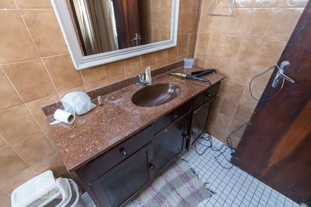 Casa para alugar com 180m², 6 quartos e 2 vagas Casa para alugar com 180m², 6 quartos e 2 vagasBanheiro da Suíte