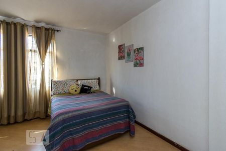 Casa para alugar com 180m², 6 quartos e 2 vagas Casa para alugar com 180m², 6 quartos e 2 vagasSuíte