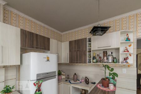 Casa para alugar com 180m², 6 quartos e 2 vagas Casa para alugar com 180m², 6 quartos e 2 vagasCopa - Armários