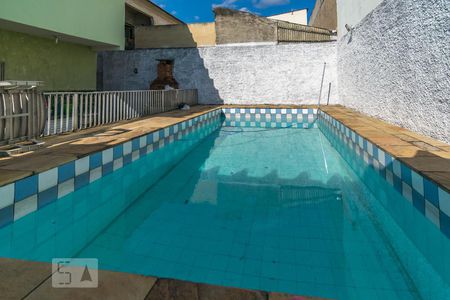 Casa para alugar com 180m², 6 quartos e 2 vagas Casa para alugar com 180m², 6 quartos e 2 vagasPiscina