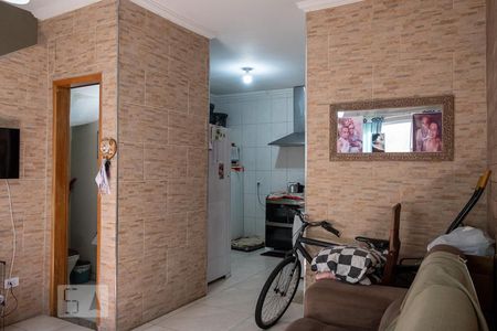 Sala de casa de condomínio à venda com 2 quartos, 72m² em Itaquera, São Paulo