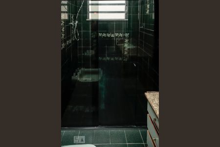 Casa à venda com 220m², 3 quartos e 5 vagas Casa à venda com 220m², 3 quartos e 5 vagasBanheiro