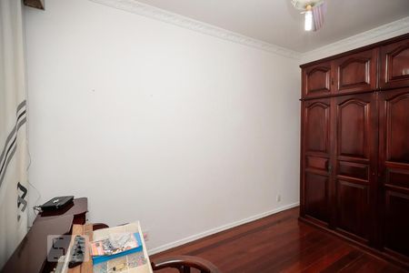 Casa à venda com 220m², 3 quartos e 5 vagas Casa à venda com 220m², 3 quartos e 5 vagasQuarto 1