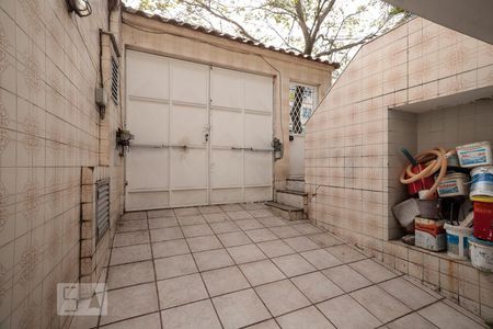 Casa à venda com 220m², 3 quartos e 5 vagas Casa à venda com 220m², 3 quartos e 5 vagasGaragem