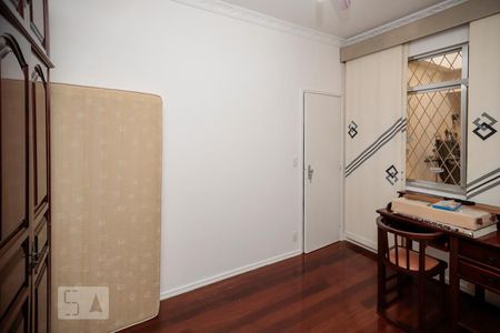 Casa à venda com 220m², 3 quartos e 5 vagas Casa à venda com 220m², 3 quartos e 5 vagasQuarto 1