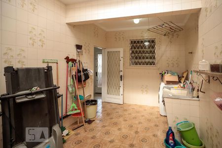 Casa à venda com 220m², 3 quartos e 5 vagas Casa à venda com 220m², 3 quartos e 5 vagasÁrea de Serviço