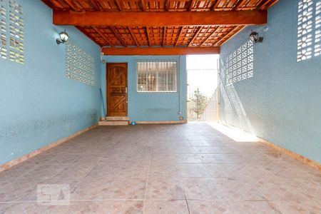 Garagem de casa à venda com 3 quartos, 370m² em Vila Isolina Mazzei, São Paulo