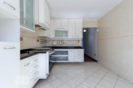 Cozinha de casa à venda com 3 quartos, 370m² em Vila Isolina Mazzei, São Paulo