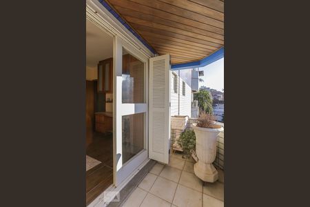 Apartamento à venda com 126m², 2 quartos e 1 vagaVaranda quarto 2 