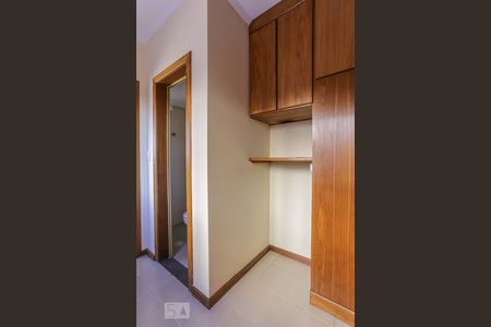 Apartamento à venda com 126m², 2 quartos e 1 vagaQuarto de Serviço