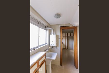 Apartamento à venda com 126m², 2 quartos e 1 vagaÁrea de Serviço