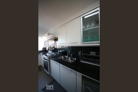 Apartamento à venda com 85m², 2 quartos e 1 vagaCozinha