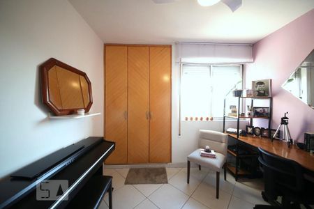 Apartamento à venda com 85m², 2 quartos e 1 vagaQuarto 1