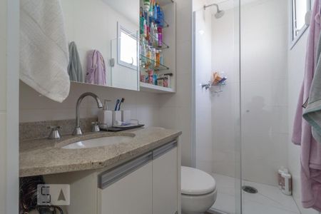 Apartamento à venda com 80m², 2 quartos e 2 vagas Apartamento à venda com 80m², 2 quartos e 2 vagasBanheiro da Suíte 1