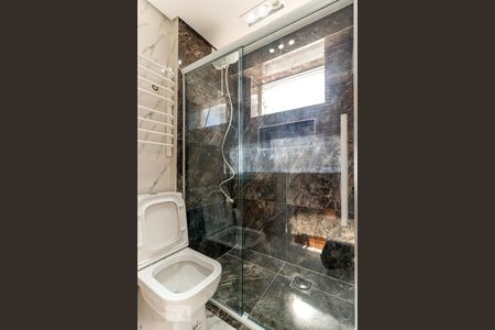 Studio à venda com 24m², 1 quarto e sem vagaBanheiro - Box de Vidro