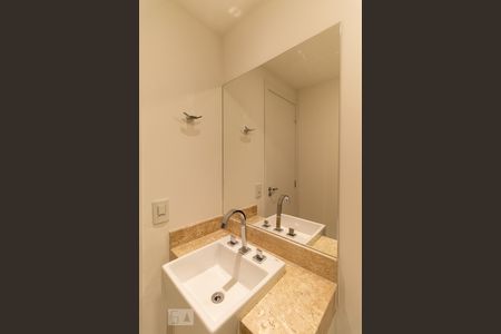 Studio para alugar com 35m², 1 quarto e sem vaga Studio para alugar com 35m², 1 quarto e sem vagaBanheiro