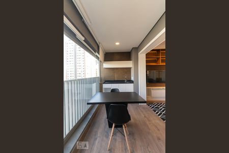 Varanda de kitnet/studio para alugar com 1 quarto, 35m² em Jardim Paulista, São Paulo