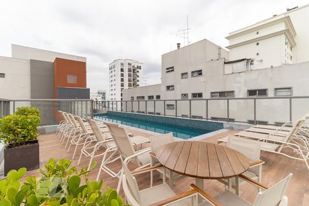 Studio para alugar com 35m², 1 quarto e sem vaga Studio para alugar com 35m², 1 quarto e sem vagaPiscina