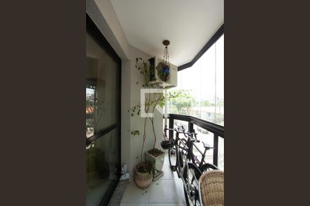 Varanda da Sala/Cozinha de apartamento para alugar com 1 quarto, 47m² em Vila Olímpia, São Paulo