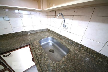Apartamento à venda com 60m², 2 quartos e 1 vagaCozinha 
