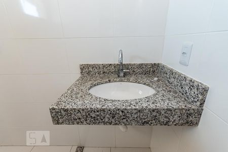 Apartamento à venda com 34m², 1 quarto e sem vagaBanheiro 