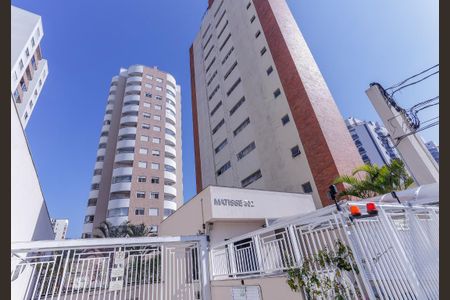 Apartamento para alugar com 96m², 3 quartos e 2 vagasFachada