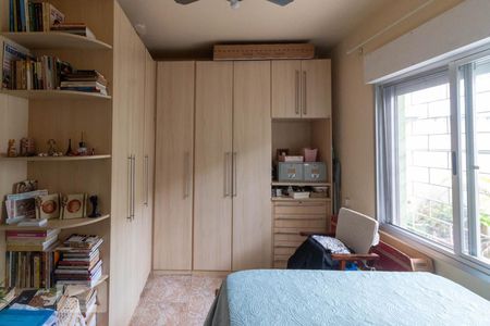 Quarto 1 de apartamento à venda com 3 quartos, 83m² em Cristal, Porto Alegre