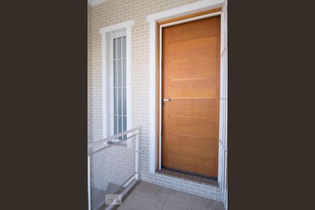 Casa à venda com 180m², 3 quartos e 3 vagasEntrada