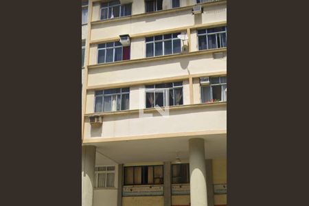 Apartamento à venda com 79m², 2 quartos e sem vagaFachada