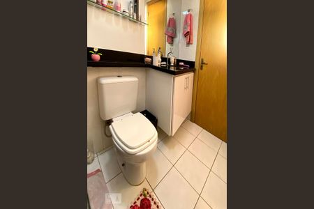 Apartamento à venda com 74m², 2 quartos e 1 vagaBanheiro