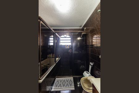 Casa para alugar com 211m², 3 quartos e 5 vagas Casa para alugar com 211m², 3 quartos e 5 vagasBanheiro Suite