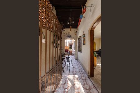 Casa para alugar com 211m², 3 quartos e 5 vagas Casa para alugar com 211m², 3 quartos e 5 vagasHall