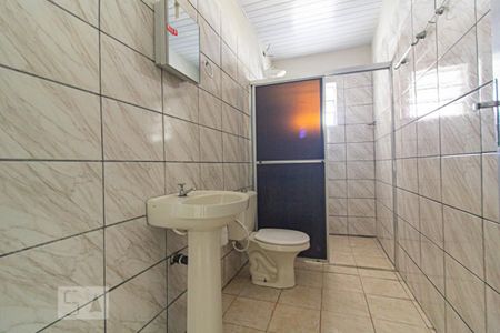 Banheiro de casa para alugar com 1 quarto, 50m² em Campo de Santana, Curitiba