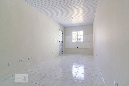 Sala/Cozinha de casa para alugar com 1 quarto, 50m² em Campo de Santana, Curitiba