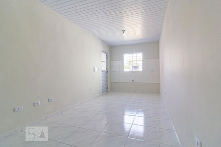 Sala/Cozinha de casa para alugar com 1 quarto, 50m² em Campo de Santana, Curitiba