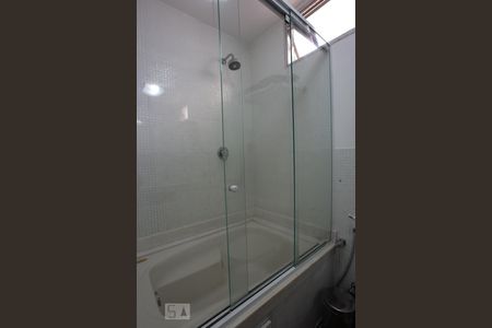 Apartamento para alugar com 150m², 3 quartos e 2 vagasBanheiro Quarto 3/Suíte 2