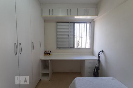 Quarto 1 de apartamento para alugar com 2 quartos, 54m² em Vila Ipojuca, São Paulo