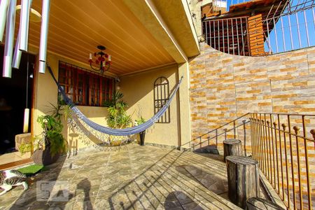 Casa à venda com 180m², 2 quartos e 2 vagasArea Externa