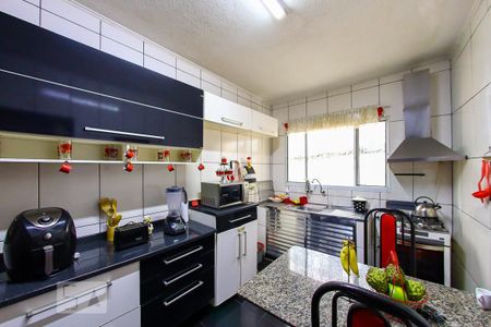 Casa à venda com 180m², 2 quartos e 2 vagasCozinha
