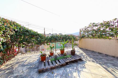 Casa à venda com 180m², 2 quartos e 2 vagasArea Externa