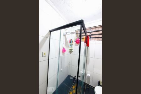 Casa à venda com 180m², 2 quartos e 2 vagasBanheiro