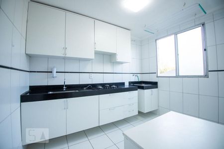 cozinha de apartamento para alugar com 1 quarto, 49m² em Loteamento Parque São Martinho, Campinas