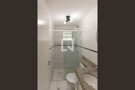 Banheiro de apartamento à venda com 1 quarto, 49m² em Loteamento Parque São Martinho, Campinas