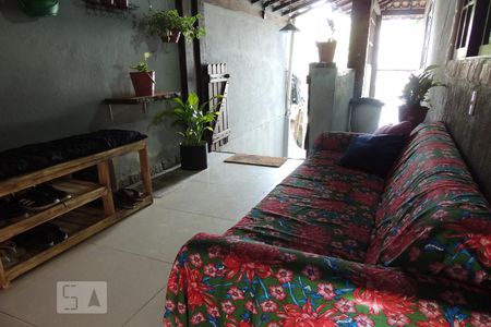 Casa à venda com 240m², 3 quartos e sem vagaEntrada