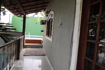 Casa à venda com 240m², 3 quartos e sem vagaVaranda