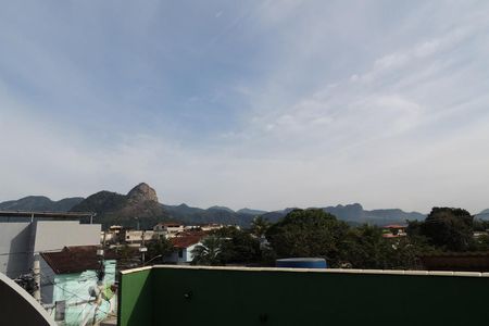 Casa à venda com 240m², 3 quartos e sem vagaVista