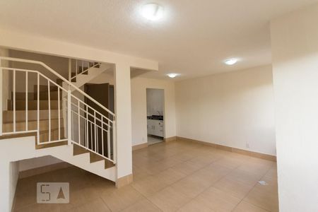 Sala de casa de condomínio para alugar com 3 quartos, 68m² em Jardins Mangueiral (são Sebastião), Brasília