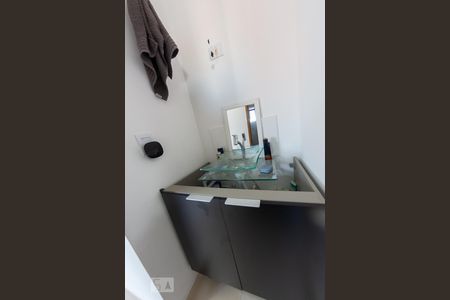 Apartamento para alugar com 57m², 2 quartos e sem vaga Apartamento para alugar com 57m², 2 quartos e sem vagaBanheiro