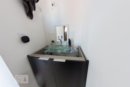 Apartamento para alugar com 57m², 2 quartos e sem vaga Apartamento para alugar com 57m², 2 quartos e sem vagaBanheiro