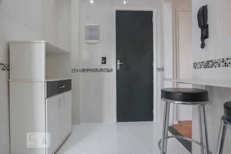 Apartamento para alugar com 68m², 2 quartos e sem vagaCozinha